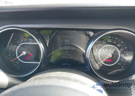 2022 Jeep Wrangler Unlimited Willys 4X4 z USA, uszkodzony, nr VIN 1C4HJXDG4NW154537